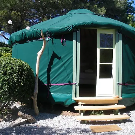 Mira Ceti Yurt 세테