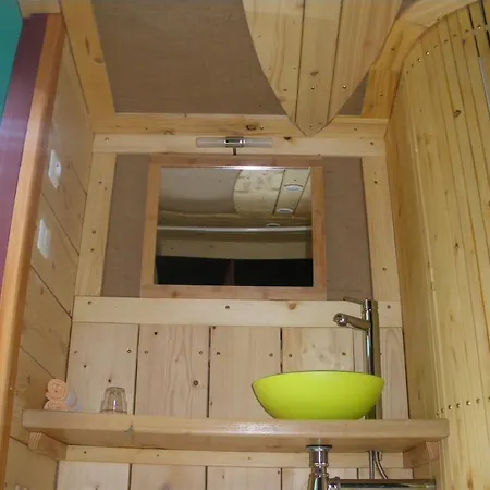Mira Ceti Yurt Bed & Breakfast