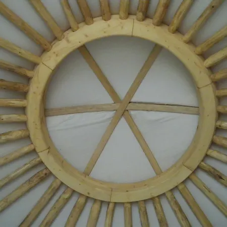 Mira Ceti Yurt לינה וארוחת בוקר Sète